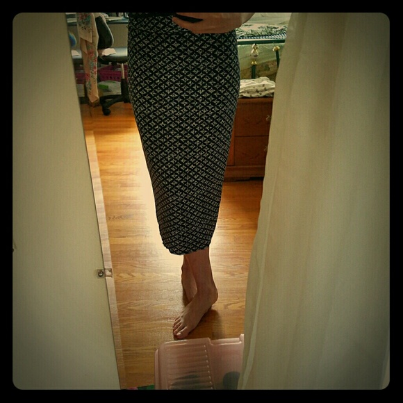 Pencil skirt - Picture 1 of 5